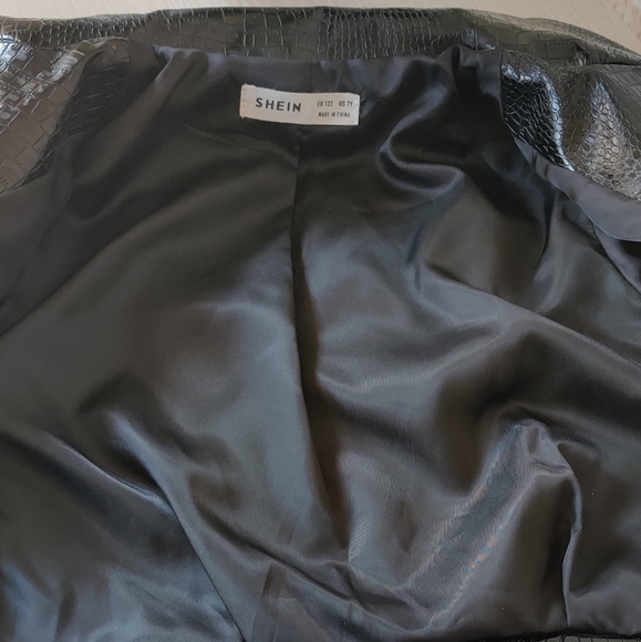 Shein Kids Crocodile Embossed PU Leather Biker Jacket Size 7y - Picture 6 of 16